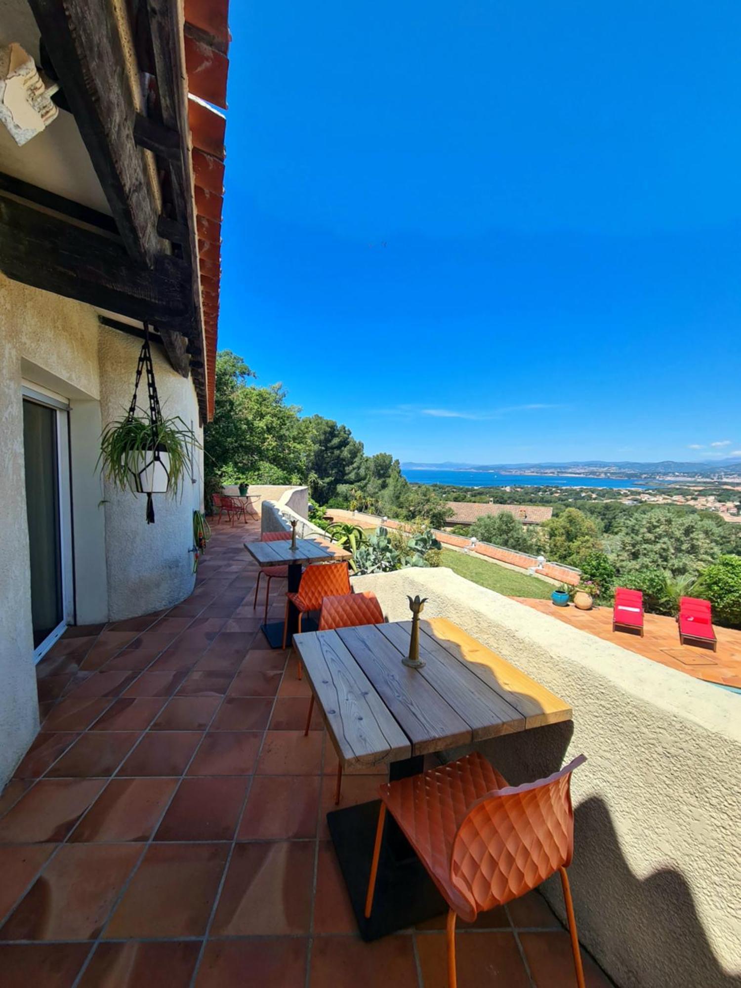 Villa M, Chambres D'Hotes, Vue Mer, Sauna, Piscine A Six-Fours Сис-Фур-Ле-Пляж Экстерьер фото